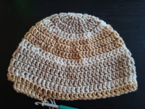 Horgolt csíkos férfi beanie sapka - az alap